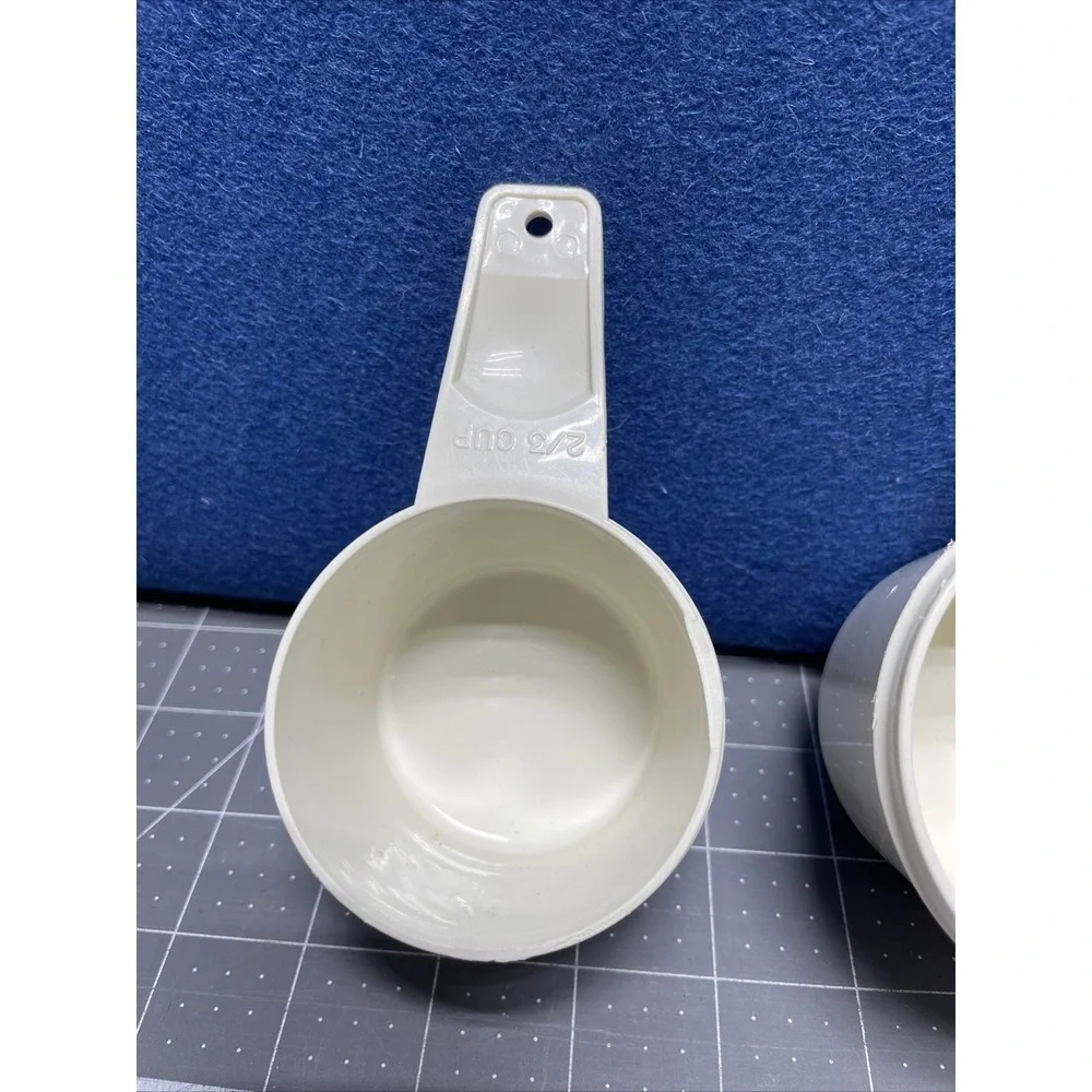 Tupperware #761 #762‎ #763 White Measuring Cup REPLACEMENT 2/3 3/4 1 Cup